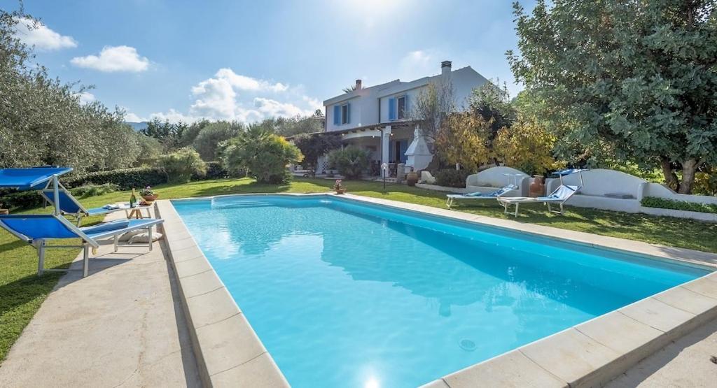 Alghero Villa Josephine Con Piscina E Parco Per 8 Ospiti Exterior photo